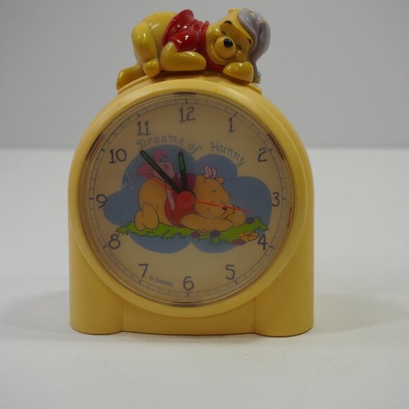 VINTAGE Winnie The Pooh Dreams Of Honey Disney Alarm Clock Tested & Works - Picture 1 of 7